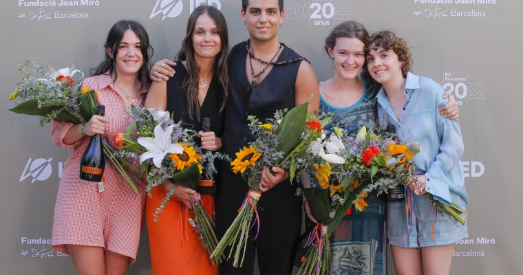 EL IED Barcelona celebra 20 años con su desfile Fashioners of the world en la Fundación Joan Miró Barcelona.
