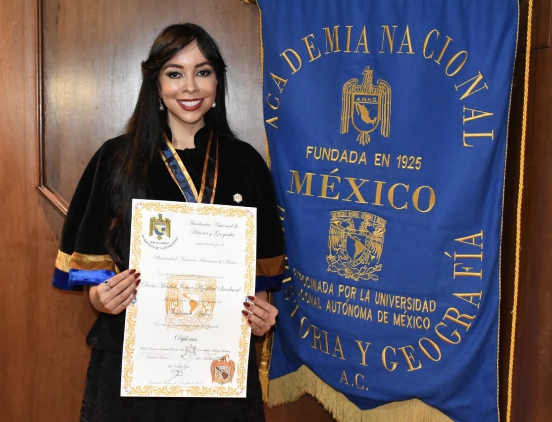 La Dra Ileana Aguilera agrego a sus más de 10 premios certificaciones y Doctorados. 