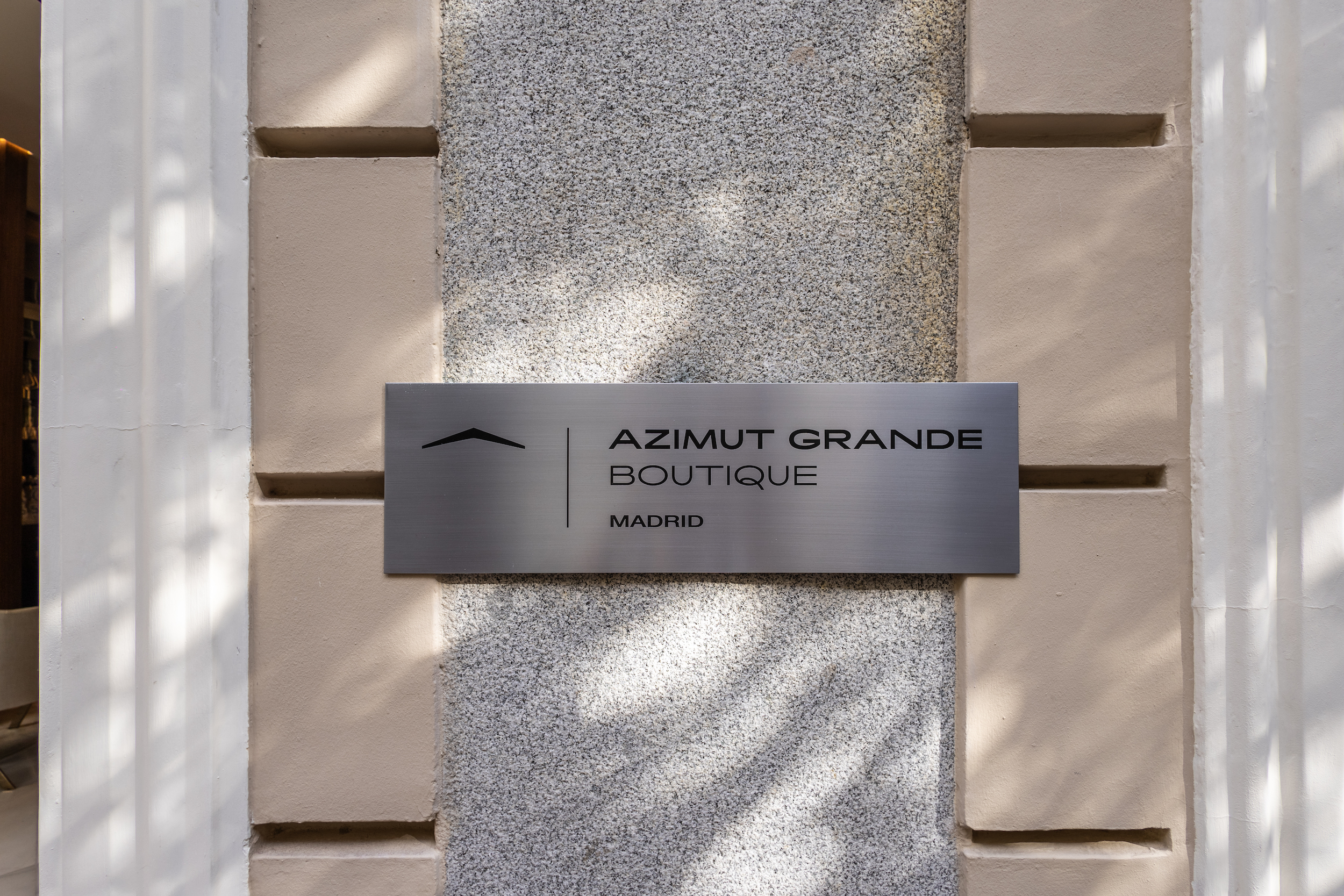 AZIMUT GRANDE, la marca de yates, desembarca en Madrid con una exclusiva Grande Boutique en el barrio de Salamanca.