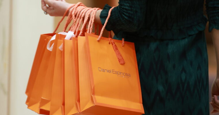 Daniel Espinosa llega a Madrid.