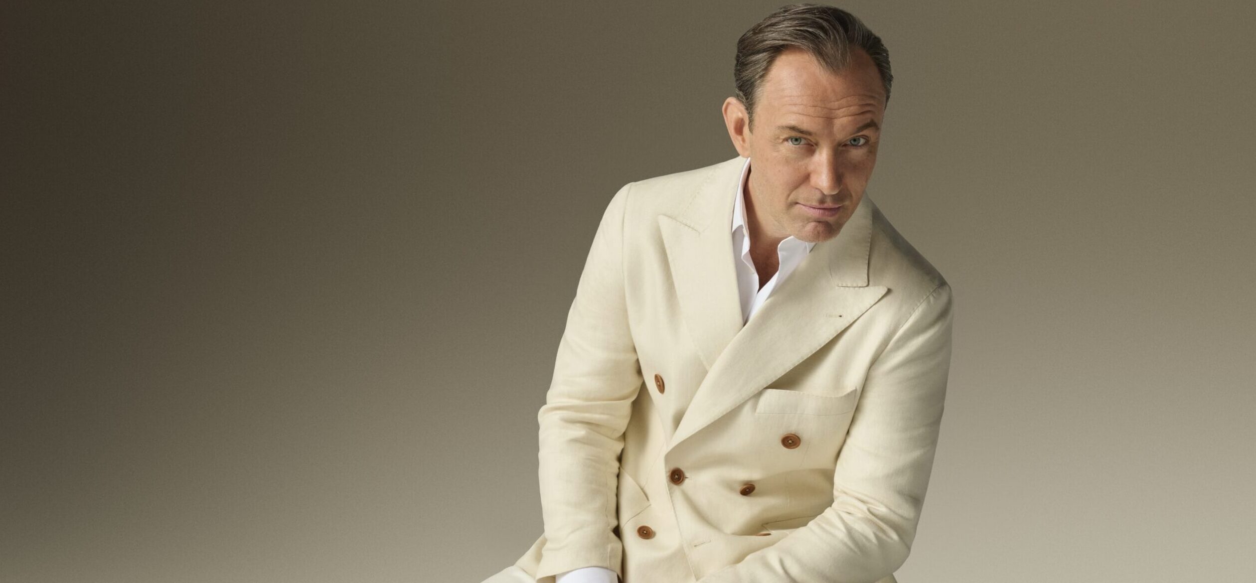 Emidio Tucci presenta su nueva campaña Primavera‑Verano 2026.