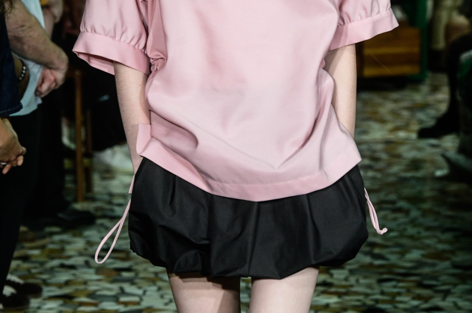 Starbucks® and Camera Nazionale della Moda Italiana Renew Their Partnershipfor Milano Fashion Week® September 2026.